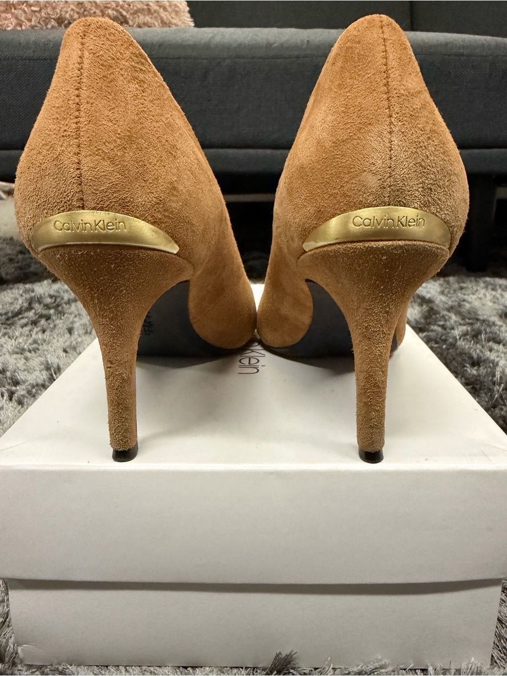 Calvin Klein Women's Camel Suede Pointed-Toe Pumps - Picture 4 of 9